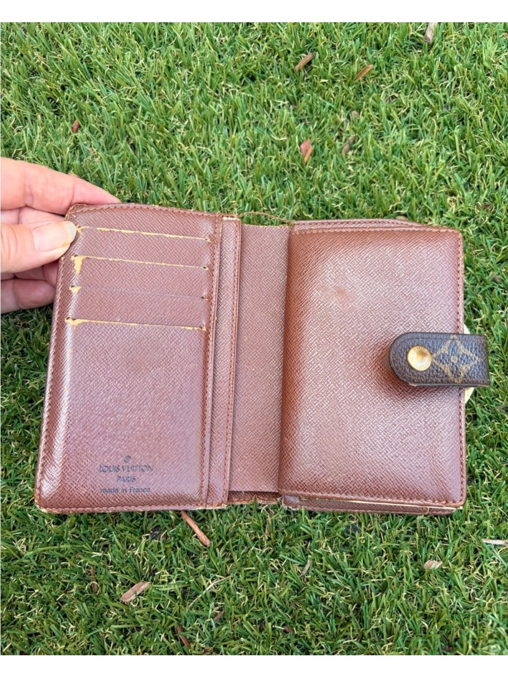 Louis Vuitton Monogram Canvas Wallet in Brown and Gold - Picture 3 of 12